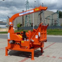 Rębak Teknamotor SKORPION 280 RBG to najmniejszy ciągnikowy rębak bębnowy z systemem gąsienicowym