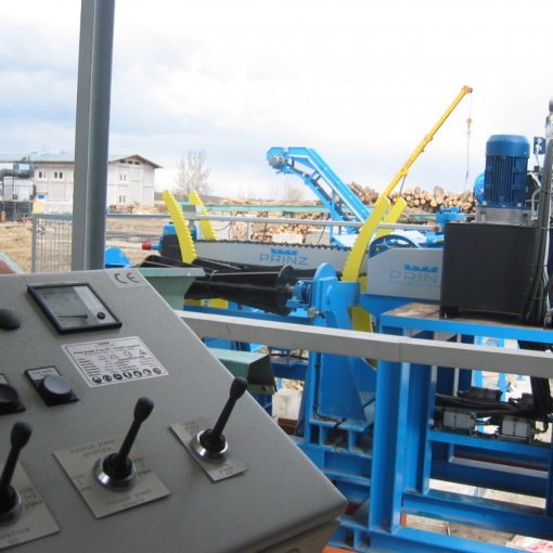 LOGSTAR combi stacja do kapowania z hydraulicznym posuwem układu tnącego PRINZ Polska - obrazek 3